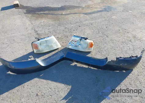 2004 Ford F-150 Stx/Xl/Xlt z USA, uszkodzony, nr VIN 1FTRX12W84NA80845